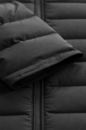 Avalon Women Black Closeup 3