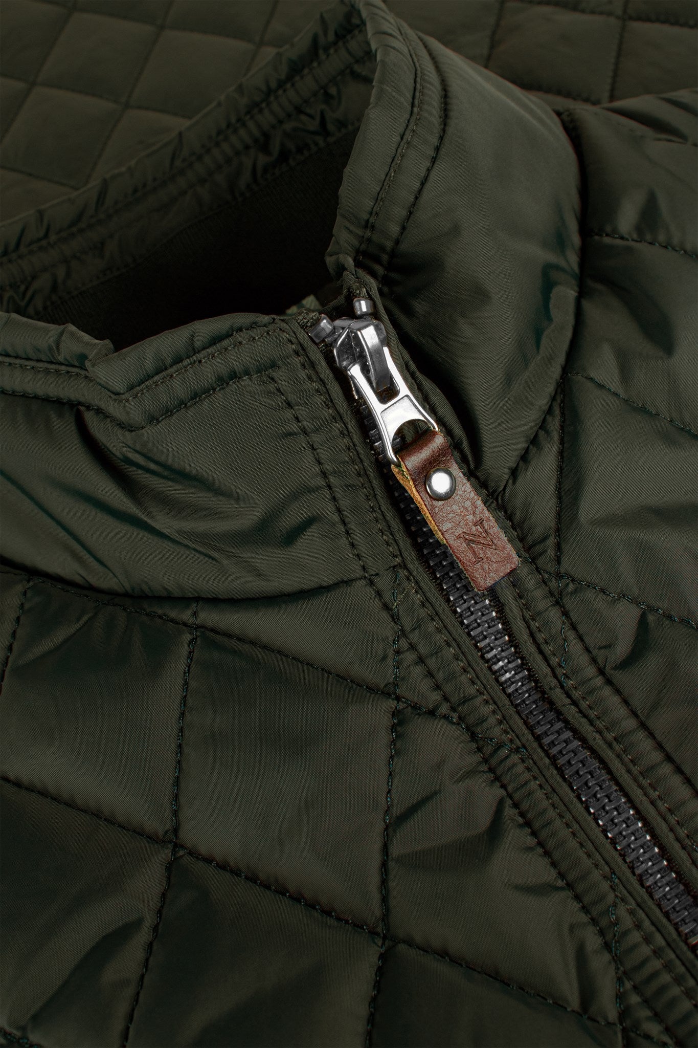 Camden Men Olive Closeup 1